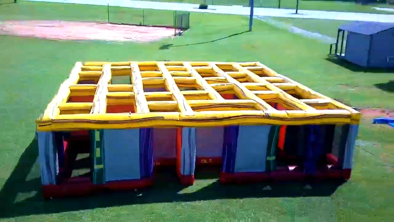 Inflatable Maze